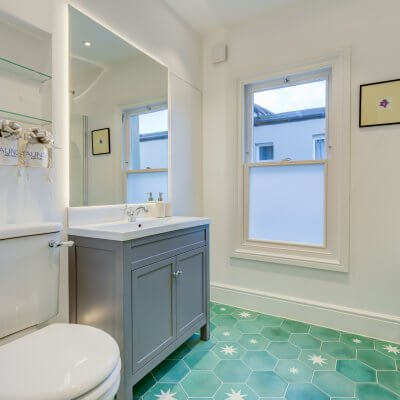 Queen’s Park Bathroom Installation Thumbnail
